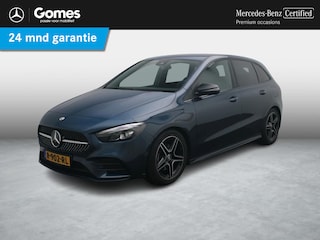 Mercedes-Benz B-klasse 180 Business Solution AMG | Night pakket | Achteruitrijcamera | Sfeerverlichting | Stoelverwarming | Widescreen