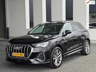 Audi Q3 35 TFSI S LINE edition one, panoramadak, stoelverwarming, digitaal cockpit , dealer onderhouden