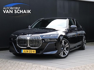 BMW 750e xDrive | M SPORT | B&W | MEMORY | PANO | FOND- THEATER | 4W. STEERING | LEDER | 360° CAMERA | APPLE CARPLAY | HEAD-UP | STOEL/STUURVERW. |