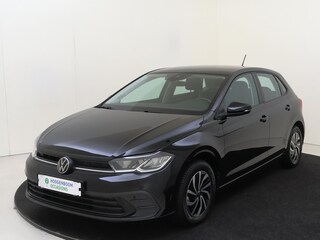 Volkswagen Polo 1.0 TSI Life | Navigatie| Parkeersensoren | Adaptieve cruise control | Elektrisch inklapbare buitenspiegels | Draadloze telefoonlader | CarPlay | Airco |