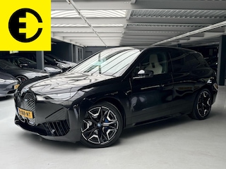 BMW iX xDrive40 High Executive 77 kWh | 98,4% SOH | Stoelverwarming | Heads up display
