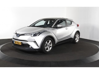 Toyota C-HR 1.8 Hybrid Dynamic | Keyless | Trekhaak | Camera | Adaptive-cruise | Telefoonvoorbereiding | All-season |
