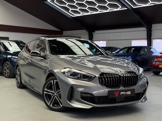 BMW 118i M-Pakket CarPlay Panorama