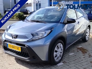 Toyota Aygo 1.0 VVT-i MT Play | Rijklaar | NL-auto | Apple/Android | Camera | Airco | Adaptive cruise