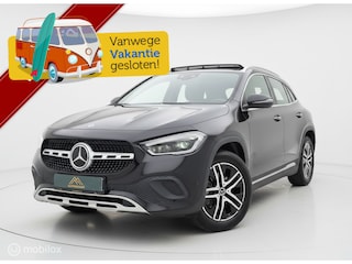 Mercedes-Benz GLA 250 e Panoramadak | Trekhaak | Adaptive cruise | Stoelverwarming | Memory | Matrix LED | Head-up | Navigatie | Camera | Sfeerverlichting |Dealeronderhouden