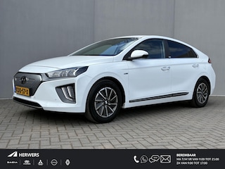 Hyundai Ioniq Premium EV 38 kWh Automaat / SOH 98,1% / Dealer onderhouden / Warmtepomp / Lederen bekleding / Stuur-/Stoel-/Achterbankverwarming / Stoelventilatie / Adaptieve Cruise Control / Achteruitrijcamera /