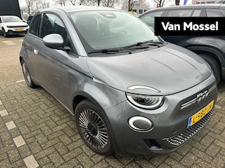 Fiat 500 Icon 42 kWh | Navigatie | Camera | Parkeersensoren | Stoelverwarming | Cruise control | Climate Control | LMV 16"|
