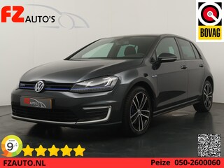 Volkswagen Golf 1.4 TSI GTE - Climate Control - Lichtmetalen velgen - Trekhaak - Parkeersensoren
