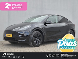 Tesla Model Y Long Range RWD 75 kWh Automaat / CCS snellader / Panoramadak / Trekhaak afneembaar / Basic Autopilot / Rondomzicht camera / Trekgewicht 1600 kg / Stuur- Stoel & Voorruitverwarming / Elektrische achterklep / Adaptief cruise control /