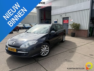 Renault Laguna Estate 2.0 16V Dynamque Clima, pdc achter