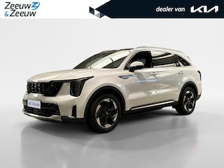 Kia Sorento 1.6 T-GDi Plug-in Hybrid 4WD DynamicPlusLine 7p. | Apple Carplay / Android Auto | Navigatiesysteem | Licht + Regensensor | Stoel + Stuurverwarming | Elektrisch Verstelbare Bestuurdersstoel | Elektrisch Bedienbaar Schuif / Kanteldak | Elektrisch bedienbare Achterklep | Cruise Control Adaptief | Rijstrooksensor + Correctie | 19"Lichtmetalen Velgen |