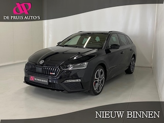 Skoda Octavia Combi 1.4 TSI RS iV PHEV Business 19Inch Carbon El.stoel Camera Lane-assist Kessy-Go ACC Matrix-LED kopl Verwarmd stuur