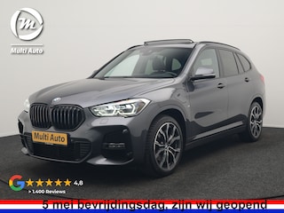 BMW X1 xDrive25e M Sport PHEV 221pk Dealer O.H. | Trekhaak Af Fabriek | Panodak | Adaptive Cruise | Head Up | Camera | Lederen Sportstoelen Memory & Verwarmd | Harman / Kardon | Keyless | Sfeerverlichting | Navigatie | DAB | Plug In Hybrid