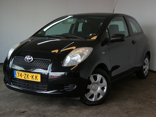 Toyota Yaris 1.0 VVTi Spirit