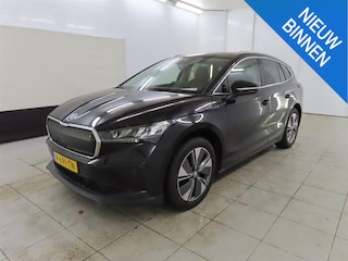 Skoda Enyaq iV 60 SFEER VERLICHTING | VIRTUAL DISPLAY | CAMERA | LED LAMPEN | ADAPTIEVE CRUISE | DODEHOEK DETECTIE | LEDER | KEYLESS | VERWARMDE STOELEN/STUUR  | NAVIGATIE | AFNEEMBAAR TREKHAAK |