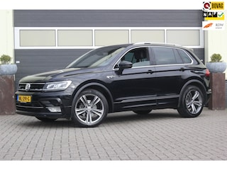 Volkswagen Tiguan 1.4 TSI ACT R-Line | Trekhaak | 19 Inch |
