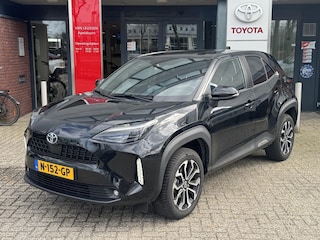 Toyota Yaris Cross 1.5 Hybrid First Edition AD-CRUISE KEYLESS LM-VELGEN CAMERA CLIMA APPLE/ANDROID NAVI LICHTSENSOR