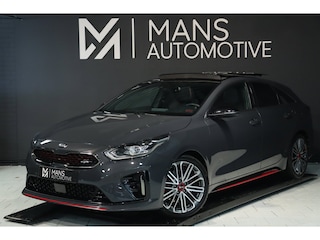 Kia ProCeed 1.6 T-GDI GT / PANODAK / KEYLESS / MEMORY / JBL / CAMERA / CARPLAY