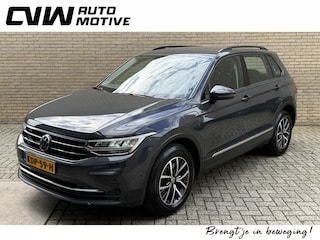 Volkswagen Tiguan 1.4 TSI eHybrid 245pk | Virtual cockpit | Adaptieve cruise | Navigatie | Camera | Apple CarPlay / Android Auto | Dodehoekdetectie | Stoel&stuurverwarming | LED | DAB | Elektrische achterklep | Volledig dealeronderhouden
