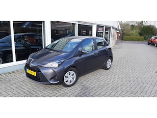 Toyota Yaris 1.5 VVT-i Active 5 drs. Airco/Camera/Navigatie