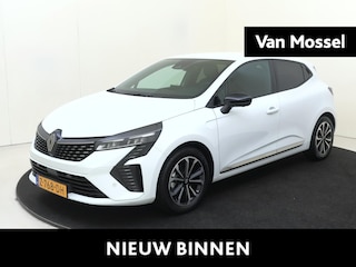 Renault Clio 1.6 E-Tech Full Hybrid 145 PK techno | Automaat | Navigatie | Airco | Parkeersensoren Voor + Achter | 360 Camera | Stoel & Stuurverwarming |
