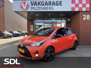 Toyota Yaris 1.5 Hybrid Orange Sport // LED // NAVI // CLIMA // CRUISE // BLUETOOTH //