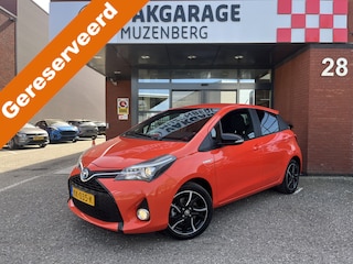 Toyota Yaris 1.5 Hybrid Orange Sport // LED // NAVI // CLIMA // CRUISE // BLUETOOTH //