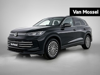 Volkswagen Tiguan 1.5 eTSI Elegance 150 PK| Trekhaak | Navigatie Groot | 360 Camera | Head-Updisplay | 18 Inch | Stoelverwarming | Stuurwielverwarming | Bekleding ArtVelours