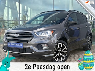 Ford Kuga 1.5 EcoBoost St-Line 150pk Panoramadak / Camera / Winterpakket