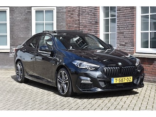 BMW 218 218i Introduction Edition Wij zijn op afspraak geopend! Graag bellen voor uw komst.