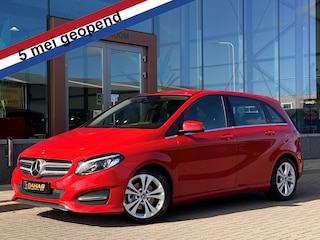 Mercedes-Benz B180 | Navi | Half leder | Stoelverwarming | Trekhaak | Sfeerverlichting