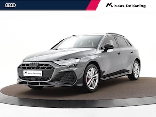 Audi A3 Sportback 45 TFSIe 272pk S-tronic S edition Competition · Camera · Sonos Audio · Elektrische stoelverstelling · Keyless  · Apple/Android Car Play · Stoelverwarming · Afneembare Trekhaak · 17'' Inch ·