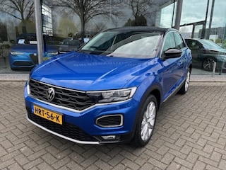 Volkswagen T-Roc 1.5 TSI SPORT AUTOMAAT VITUAL CARPLAY AD CRUISE