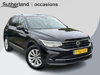 Volkswagen Tiguan 1.5 TSI Life Business | 96500 km | Trekhaak | Navigatie. | VERWACHT!