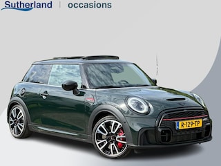Mini Mini/Clubman/Cabrio 2.0 Essential | 43.000 KM | Leder | Panoramadak | Full Options. | Verwacht!