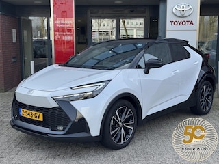 Toyota C-HR 2.0 Plug-in Hybrid 220 Première Edition PANODAK LEER 360° CAMERA JBL-AUDIO EL-STOEL STOEL/STUURVERW BLIND SPOT KEYLESS LED EL-ACHTERKLEP 19'' LM-VELGEN NL-AUTO