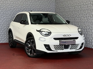 Fiat 600 1.2 HYBRID LA PRIMA LEER MASSAGE ELEK.STOEL CAMERA CARPLAY ADAP.CRUISE STOELVERW. ELEK.KLEP 18''LMV ✅ Top Auto Fiat Wijchen , 30 Jaar ervaring in Fiat , Wij leveren de : Icon / La Prima / Pop / Sport . Urban / Benzine / Hybrid . Met Fabrieksgarantie ✅