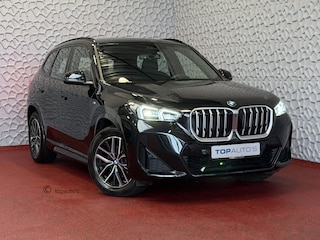 BMW X1 SDRIVE M-SPORT SHADOW LINE NAVI LED ELEK.KLEP CRUISE LEER/ALCANTARA CAMERA M-SPORT INTERIEUR / EXTERIEUR ✅ Top Auto's. Al 30 Jaar uw Bmw Specialist in ,  BMW M / M Sport / PHEV / HEV / Hybrid / Mhev / 25e / 30e / xDrive25e // xDrive30e / sDrive18i / sDrive20i / sDrive23i ✅