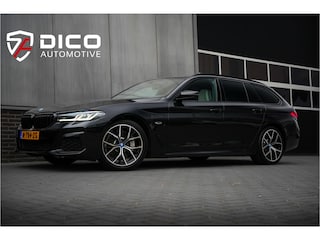 BMW 5-serie Touring 530e 293 pk Business Edition Plus M-Sportpakket / NL-Auto/ Laser-Koplamp/ Pano-Dak/ Leder/ Sport-Stoelen/ Stoel.Verw/ Camera/ Apple-Carplay