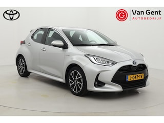 Toyota Yaris 1.5 Hybrid First Edition | Apple Carplay / Android auto | Keyless | Camera | Adaptive cruise | Clima | LED | 16 inch