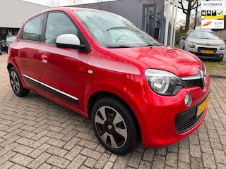 Renault Twingo 1.0 SCe Collection airco, cruise , elec pakket, camera, navi, nwe apk, nette perfect rijdende auto ) dealer onderh.