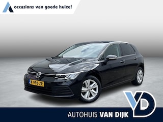 Volkswagen Golf 1.5 TSI Life | Navi/Adapt.Cruise/Clima/Winterpakket/Sfeerverlichting/Apple CarPlay-AndroidAuto