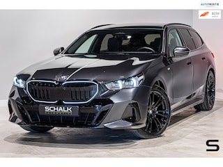 BMW 5-serie Touring 520i|M-sport|Pano|H&K|Fis €68.000|1e eig