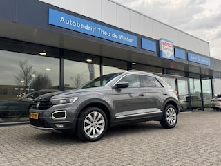 Volkswagen T-Roc 1.5 TSI Sport | Stoel/Stuurverwarming | Clima | Keyless | Virtua