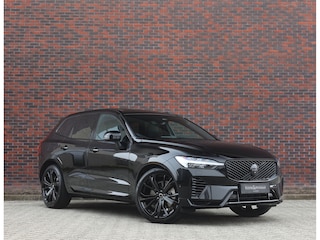 Volvo XC60 T8 AWD Ultra Black Edition | Pano - Trekhaak - HUD
