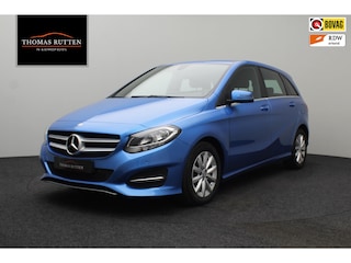 Mercedes-Benz B-klasse 180 Ambition 2016 | Cruise Control | Airco | Navigatie | Carplay | Stoelverwarming | Stuurwiel Multifunctioneel | 2 Sleutels | Elektrisch Inklapbare Spiegels | LED | Parkeersensoren