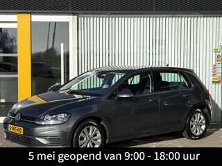 Volkswagen Golf 1.0 TSI Comfortline Business | NAP | Navigatie | Cruise adaptief | Stoelverwarming | Climate Control | Parkeersensoren | Lichtmetaal |