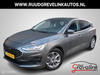 Ford Focus Hatchback EcoBoost Hybrid 125 PK H6 Groot Navigatie Chroom DonkerGlas Clima Pdc V+A