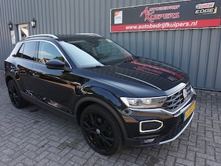 Volkswagen T-Roc 1.5 TSI Style Business Nav.Cruise.Pano.Clima.Pdc.19"Velgen