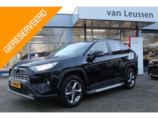 Toyota RAV4 2.5 Hybrid DYNAMIC TREKHAAK STOEL/STUUR/RUITENWISSER VERW. TREEPLANKEN NAVI LED APPLE/ANDROID AD-CRUISE
